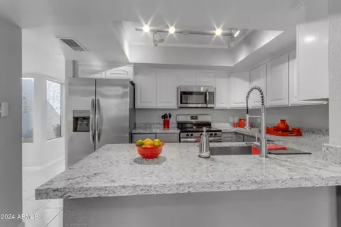 2821 N 26th Pl, Phoenix, AZ 85008