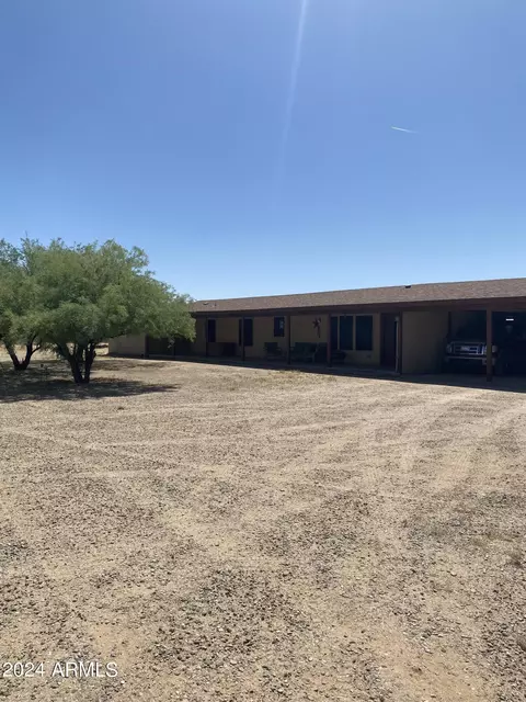 10812 N Dogwood Rd, Florence, AZ 85132
