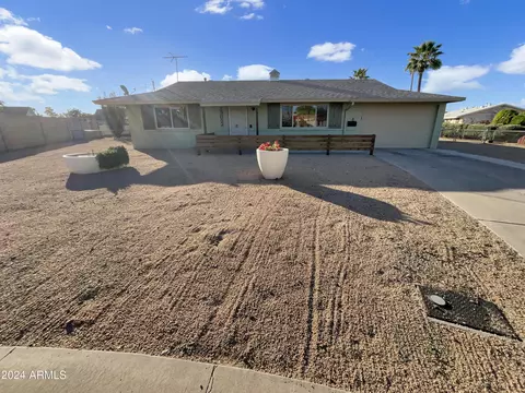 12017 N Hillcrest Dr, Sun City, AZ 85351