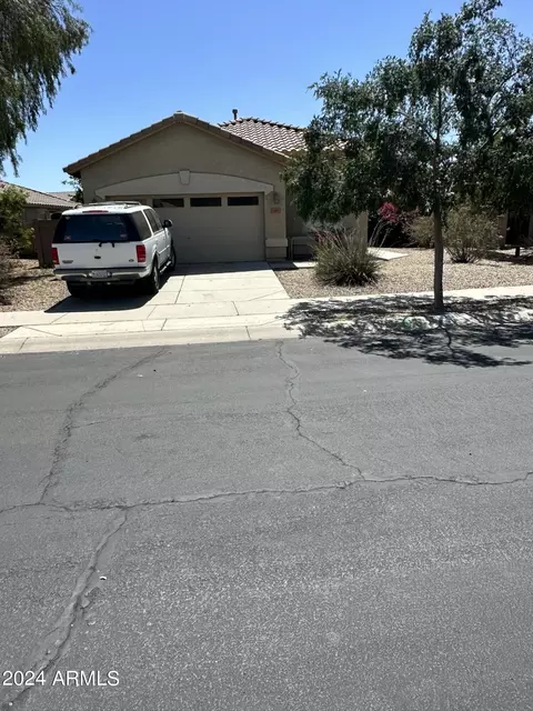 108 S 152nd Ave, Goodyear, AZ 85338