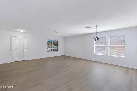9139 E Plana Ave, Mesa, AZ 85212 photo 7