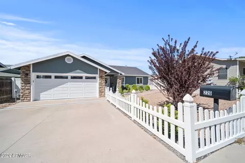 220 W Crystal Cir, Show Low, AZ 85901