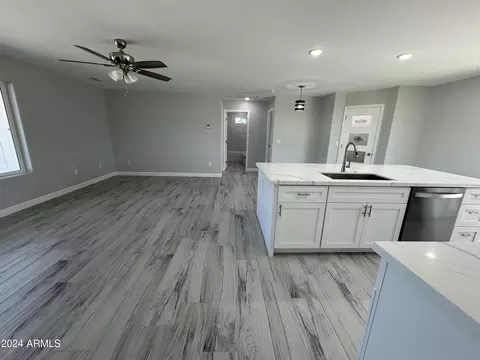 20186 E Mesa Verde Rd, Mayer, AZ 86333 photo 3