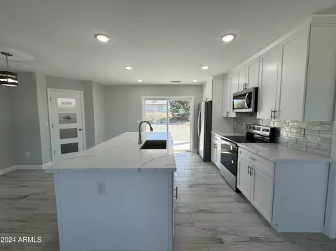 20186 E Mesa Verde Rd, Mayer, AZ 86333 photo 7