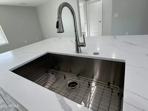 20186 E Mesa Verde Rd, Mayer, AZ 86333 photo 6