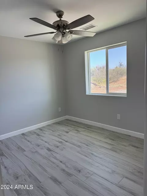 20186 E Mesa Verde Rd, Mayer, AZ 86333 photo 10