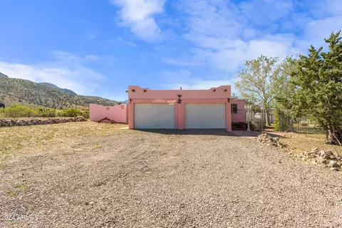 5029 E Shirley Dr, Hereford, AZ 85615 photo 2