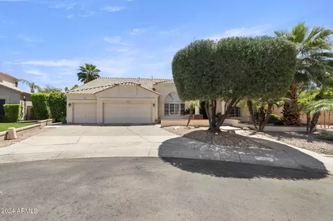 1131 N Fir St, Chandler, AZ 85226