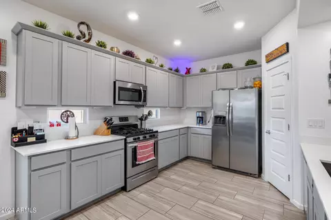 20249 W Morning Glory St, Buckeye, AZ 85326 photo 10