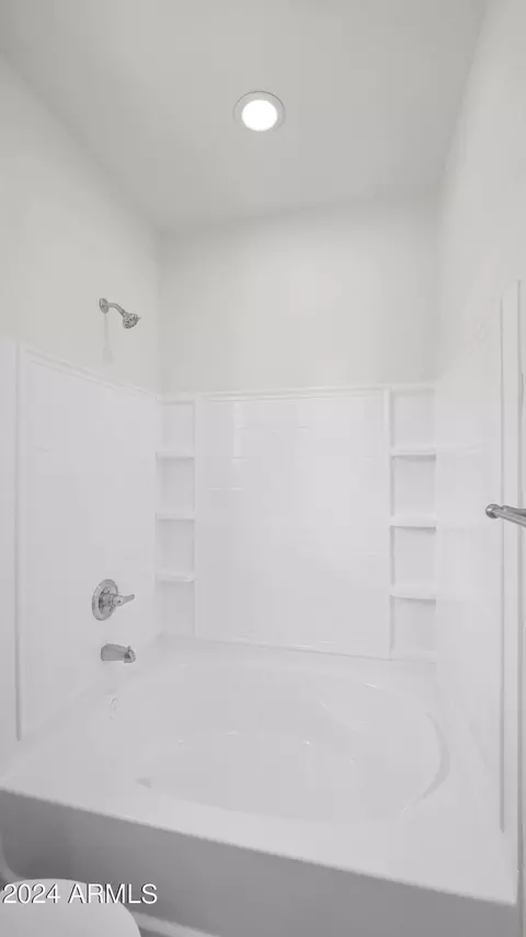 937 W Carter Rd, Phoenix, AZ 85041 photo 16