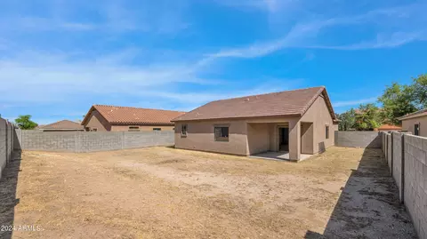 937 W Carter Rd, Phoenix, AZ 85041 photo 23