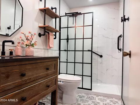 8839 N New World Dr, Glendale, AZ 85302