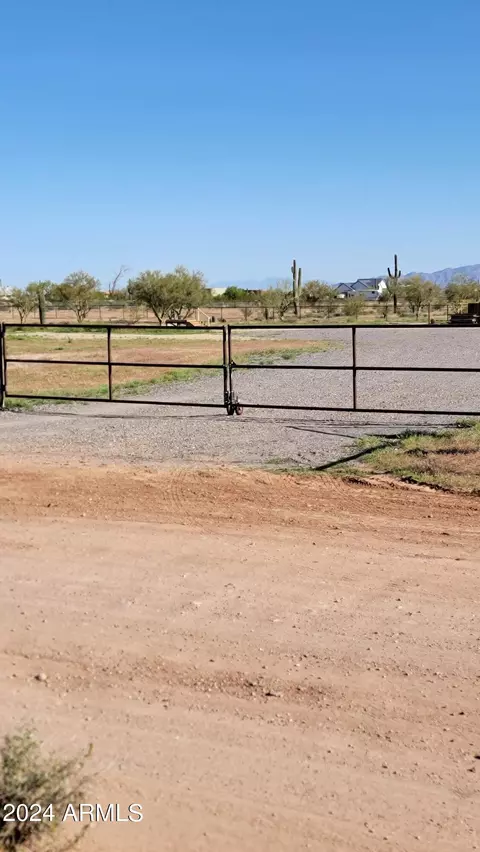 25259 W Adamanda Dr #-, Morristown, AZ 85342