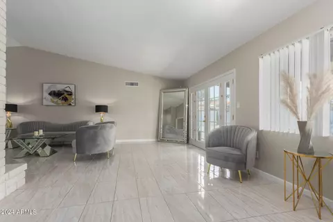 2049 S Rogers --, Mesa, AZ 85202 photo 8