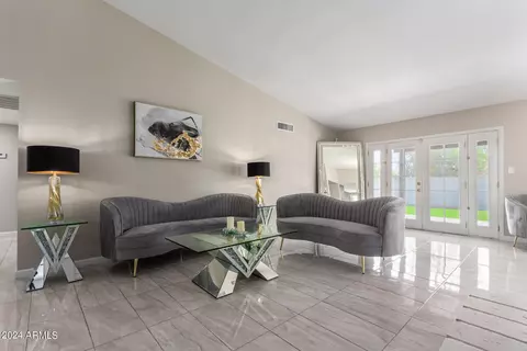 2049 S Rogers --, Mesa, AZ 85202 photo 7