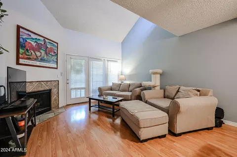 30 E Brown Rd #2021, Mesa, AZ 85201