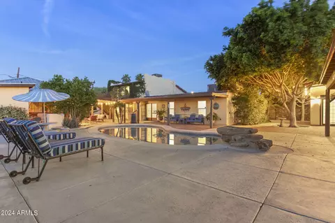 40 E Greenway Rd, Phoenix, AZ 85042 photo 3