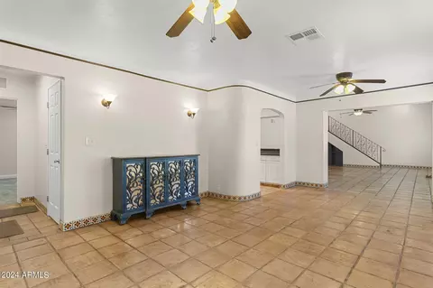 40 E Greenway Rd, Phoenix, AZ 85042 photo 12