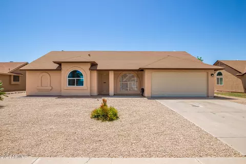 7031 W Cinnabar Ave, Peoria, AZ 85345