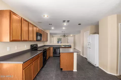 1330 S Bridgegate Dr, Gilbert, AZ 85296 photo 9
