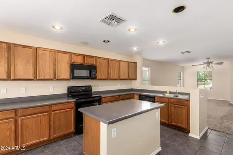 1330 S Bridgegate Dr, Gilbert, AZ 85296 photo 8