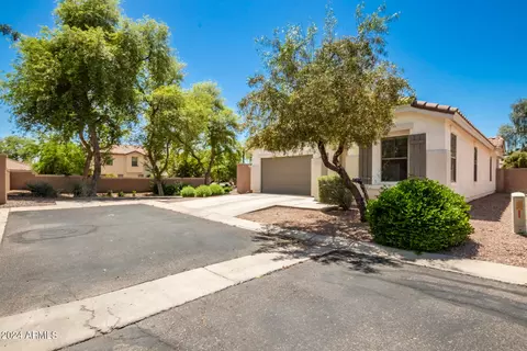 1330 S Bridgegate Dr, Gilbert, AZ 85296 photo 3