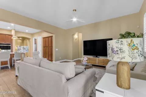 3830 E Rakestraw Ln, Gilbert, AZ 85298 photo 13