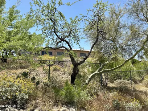 34955 S School Loop Rd, Black Canyon City, AZ 85324