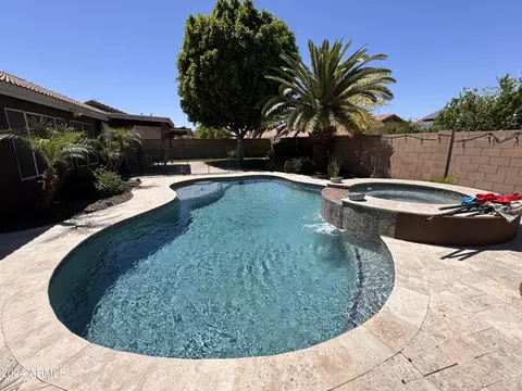 1418 E Maldonado Dr, Phoenix, AZ 85042 photo 2
