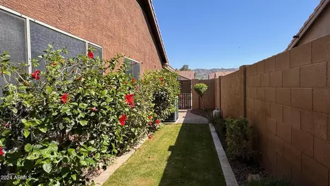 1418 E Maldonado Dr, Phoenix, AZ 85042 photo 5