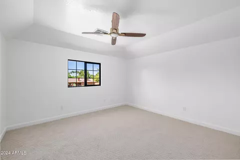 Bedroom - 620 E Leah Ln, Gilbert, AZ 85234 photo 6 of 11