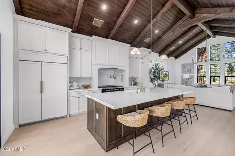 Kitchen - 620 E Leah Ln, Gilbert, AZ 85234 photo 1 of 7