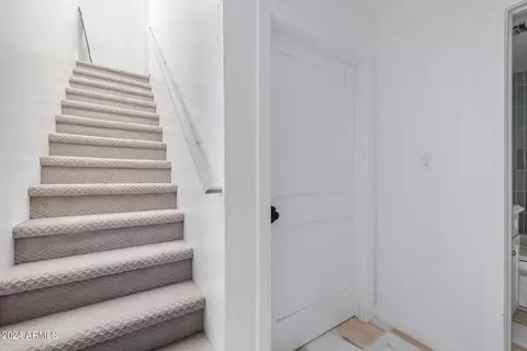 Entry Way - 620 E Leah Ln, Gilbert, AZ 85234 photo 4 of 4