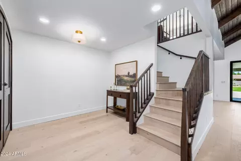 Entry Way - 620 E Leah Ln, Gilbert, AZ 85234 photo 1 of 4