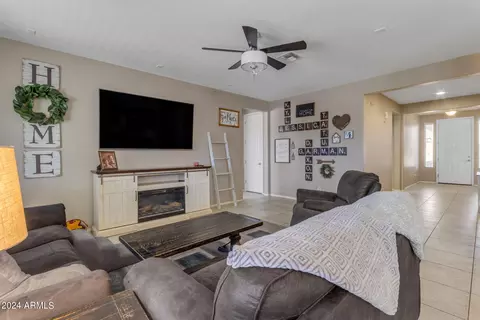 11332 E Sable Ave, Mesa, AZ 85212 photo 9