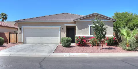 242 W Pacific Dr, Casa Grande, AZ 85122