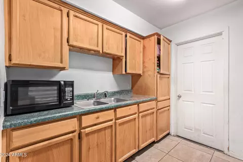 101 N 30th Dr, Phoenix, AZ 85009 photo 8