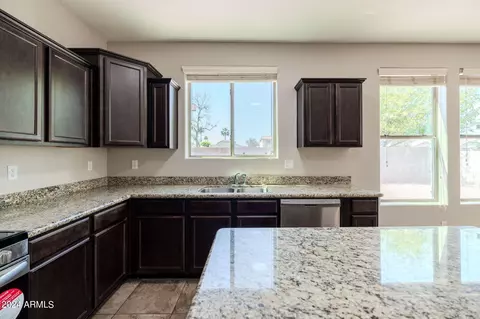 3899 E Frances Ln, Gilbert, AZ 85295 photo 14