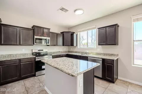 3899 E Frances Ln, Gilbert, AZ 85295 photo 13
