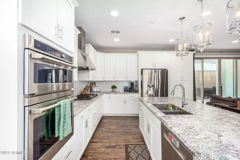 31608 N 24th Drive Dr, Phoenix, AZ 85085 photo 9