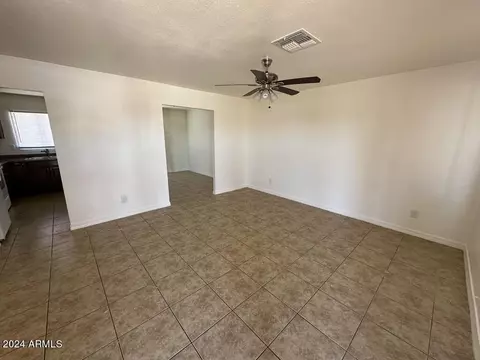 6301 W Avalon Dr, Phoenix, AZ 85033 photo 2