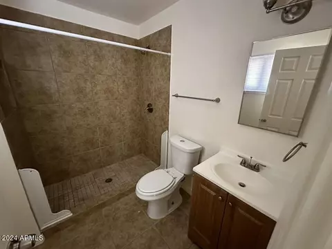 6301 W Avalon Dr, Phoenix, AZ 85033 photo 10