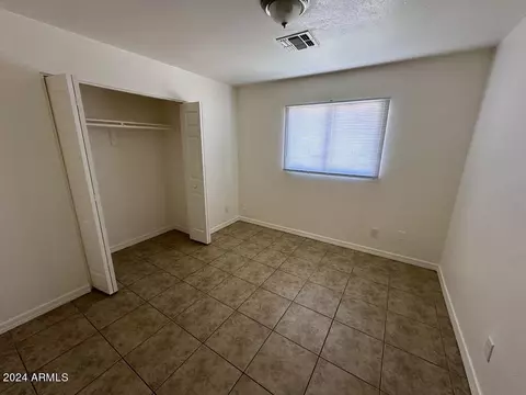 6301 W Avalon Dr, Phoenix, AZ 85033 photo 7