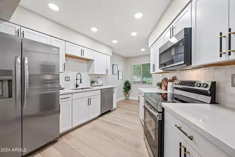 13047 N 111th Ave, Sun City, AZ 85351