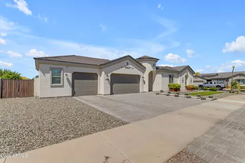 21558 E Russet Rd, Queen Creek, AZ 85142
