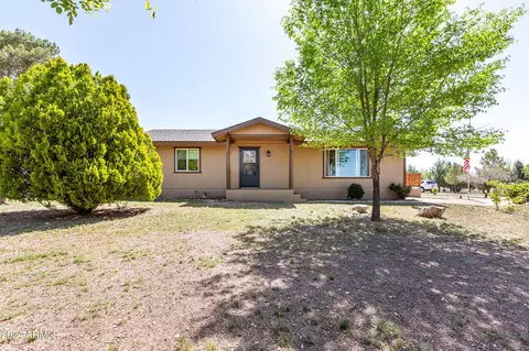25325 N Naples St, Paulden, AZ 86334