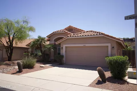 2201 E Cathedral Rock Dr, Phoenix, AZ 85048 photo 2