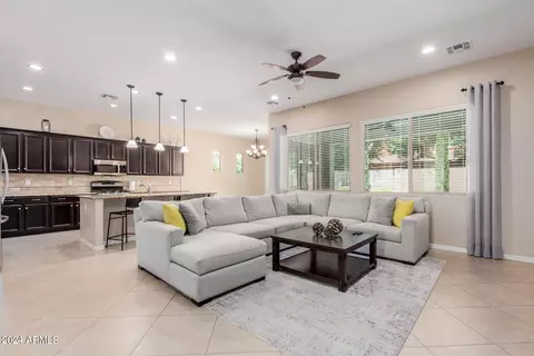 2560 E Plum St, Gilbert, AZ 85298 photo 6