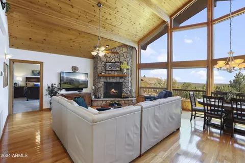 4569 N Firestar Ln, Pine, AZ 85544 photo 9