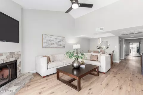 9115 E Purdue Ave #212, Scottsdale, AZ 85258